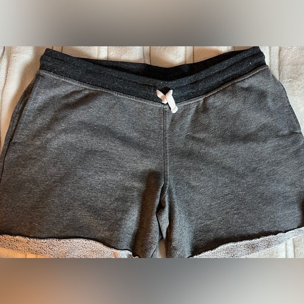 Men’s Chubbies The Schwort Gray Soft Lounge Shorts Medium
